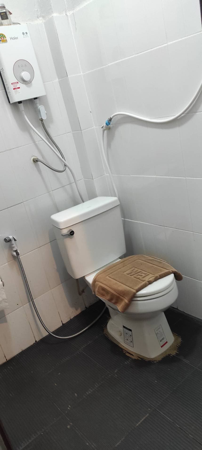 Modern bathroom facilities at A-Thip House Pai